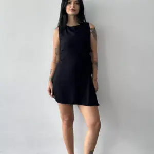 VESTIDO ARESTA // negro